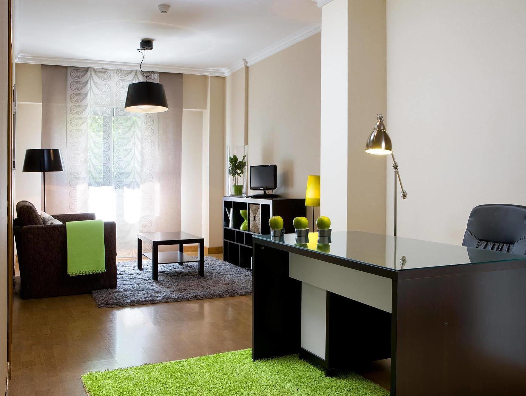 Apartamentos Th La Florida Μαδρίτη Εξωτερικό φωτογραφία