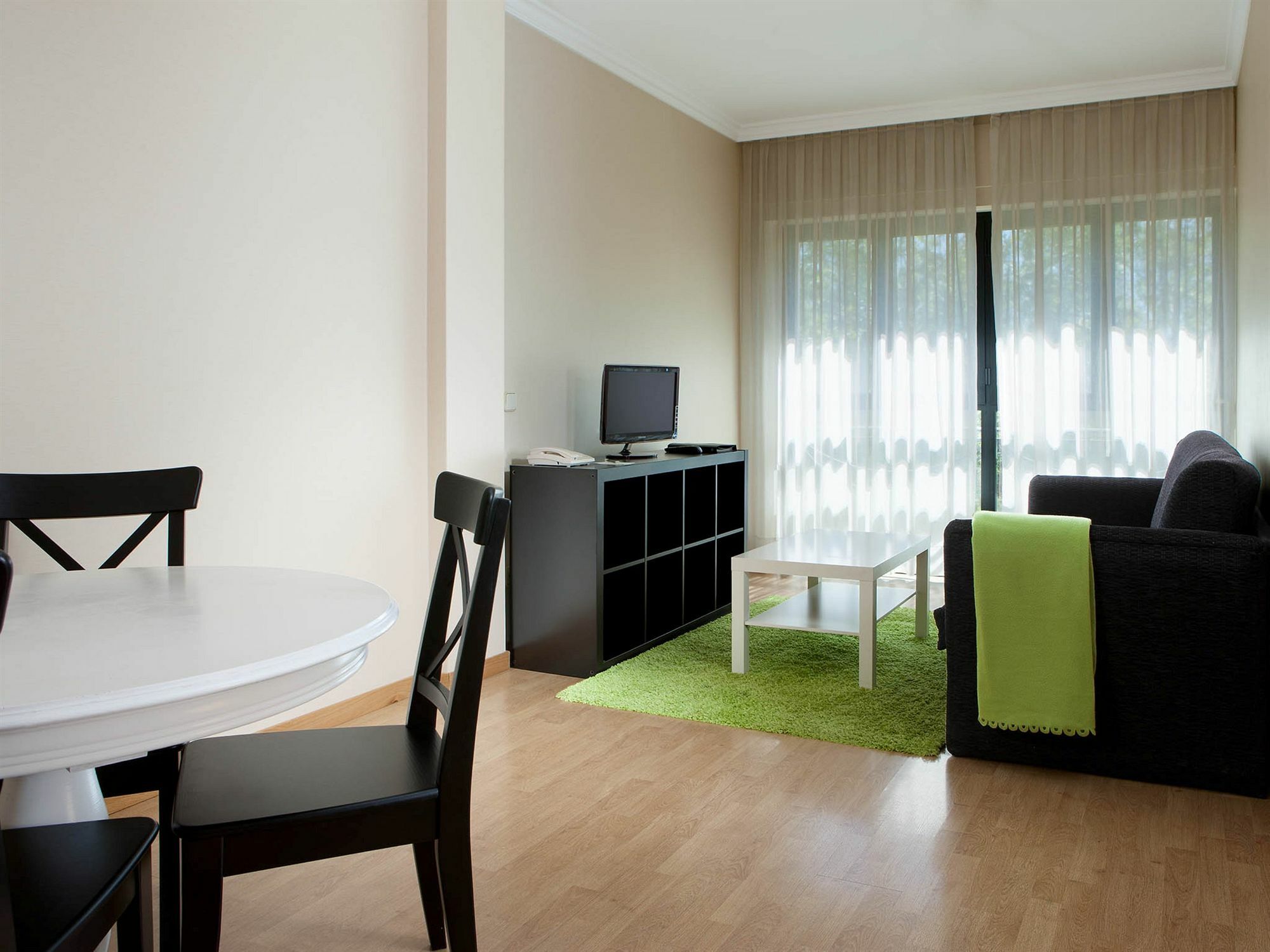 Apartamentos Th La Florida Μαδρίτη Εξωτερικό φωτογραφία