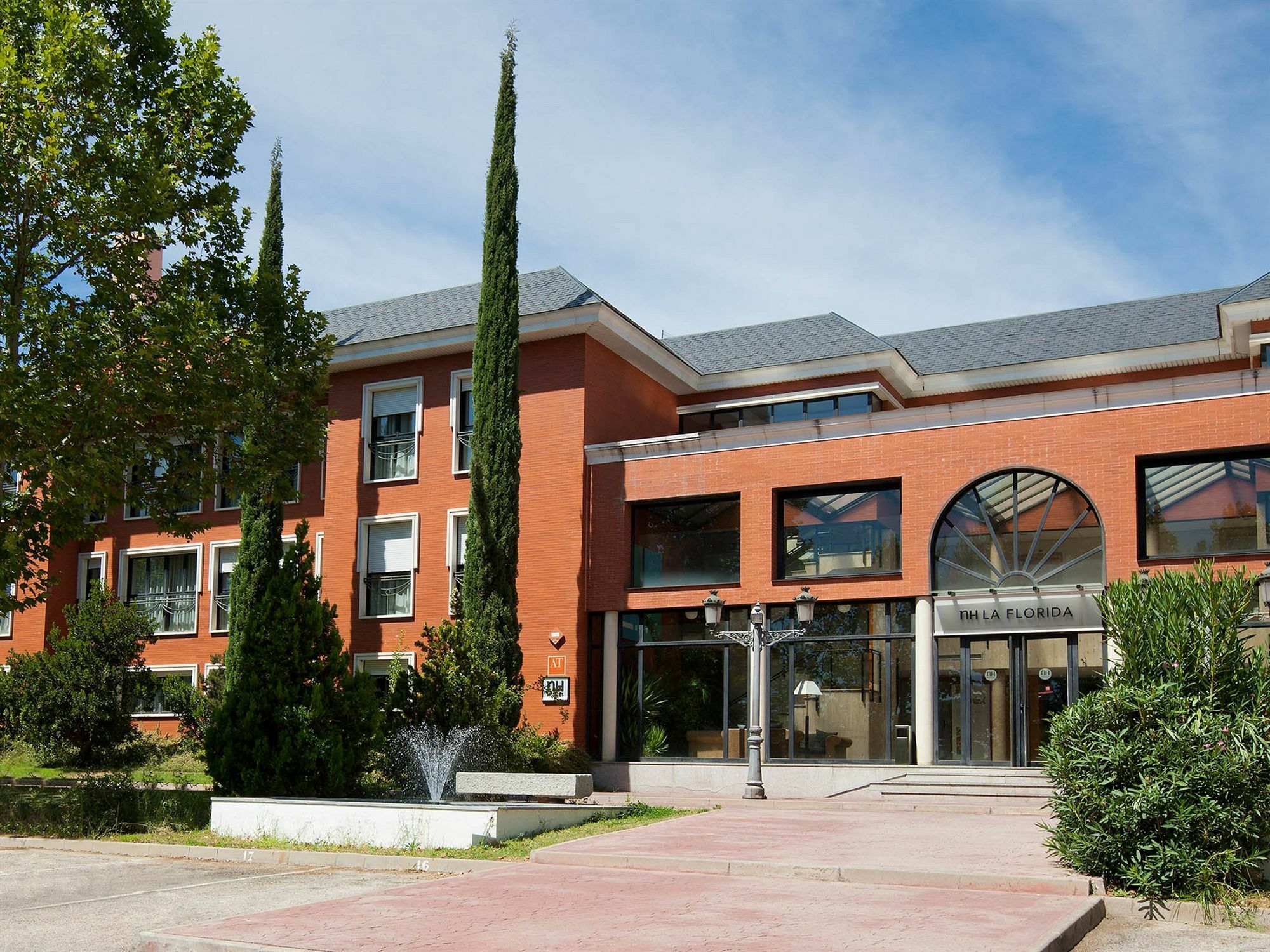 Apartamentos Th La Florida Μαδρίτη Εξωτερικό φωτογραφία